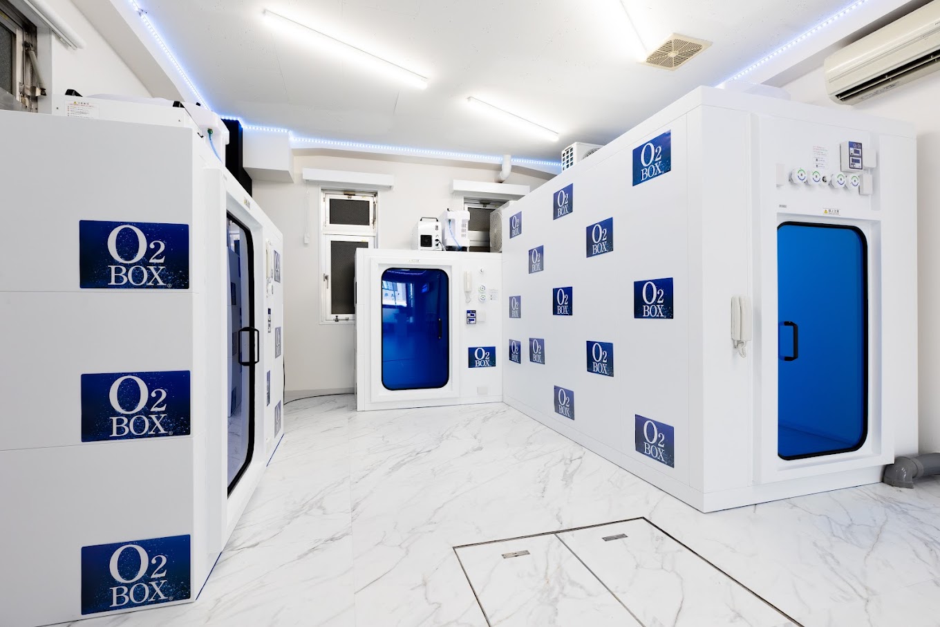 スキンケアブランド　空箱 クリネックス ティシュー ローション 肌うるる ソフトパック 240組